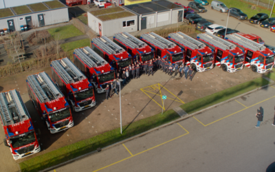 Overdracht van nieuwe tankautospuiten feestelijk gevierd op Spinel